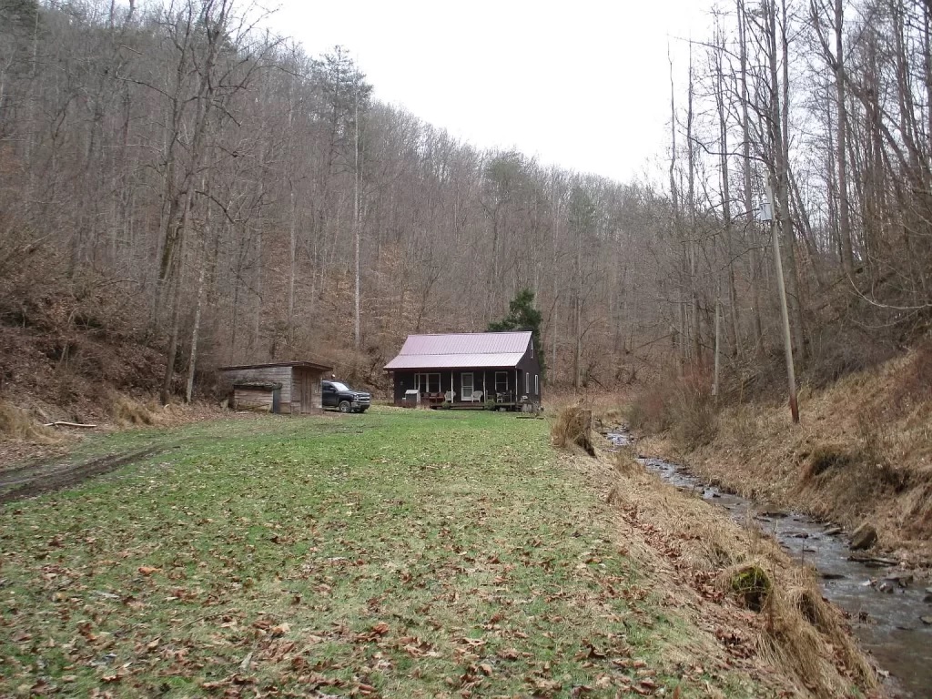 Mountain Cabin Retreat in Normantown, West Virginia Information