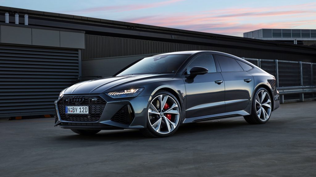 Audi RS7 Sportback front three-quarter view